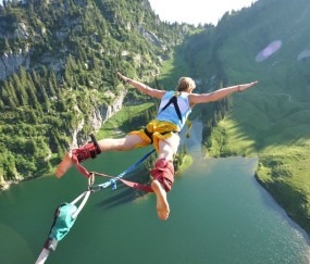 为什么越来越多人选择b体育下载