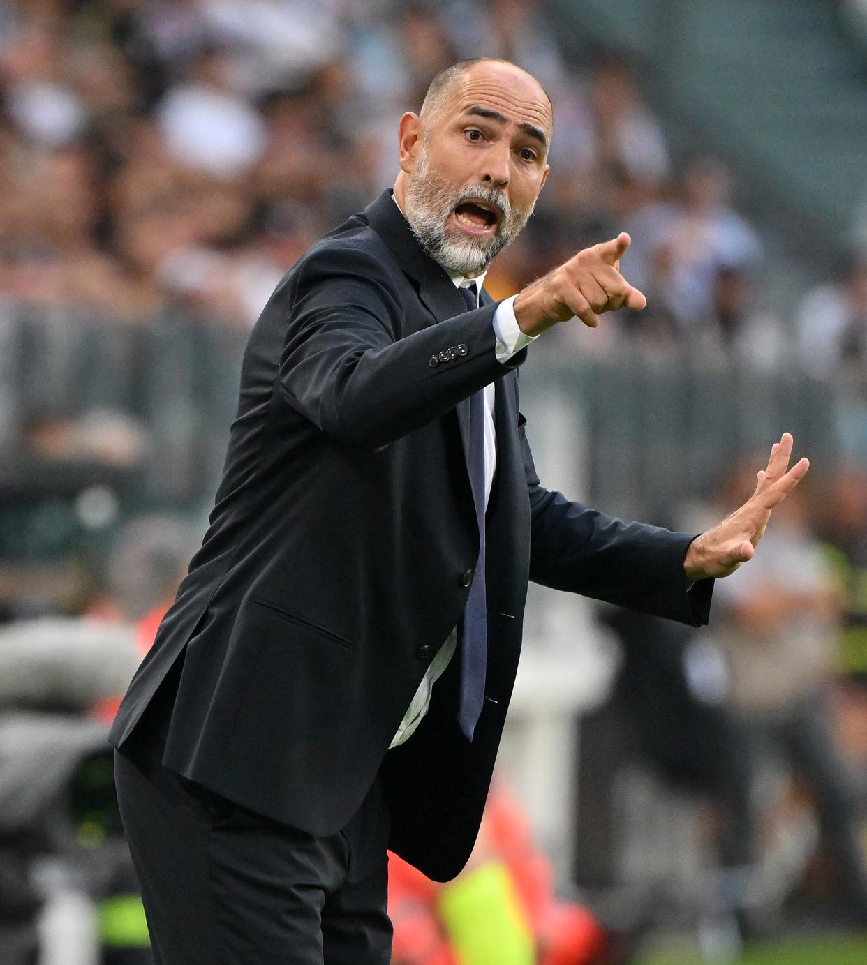 意甲第一右后卫