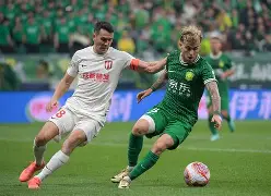 柏林联队主场击败对手，豪取三分(柏林联队主场击败对手,豪取三分球)